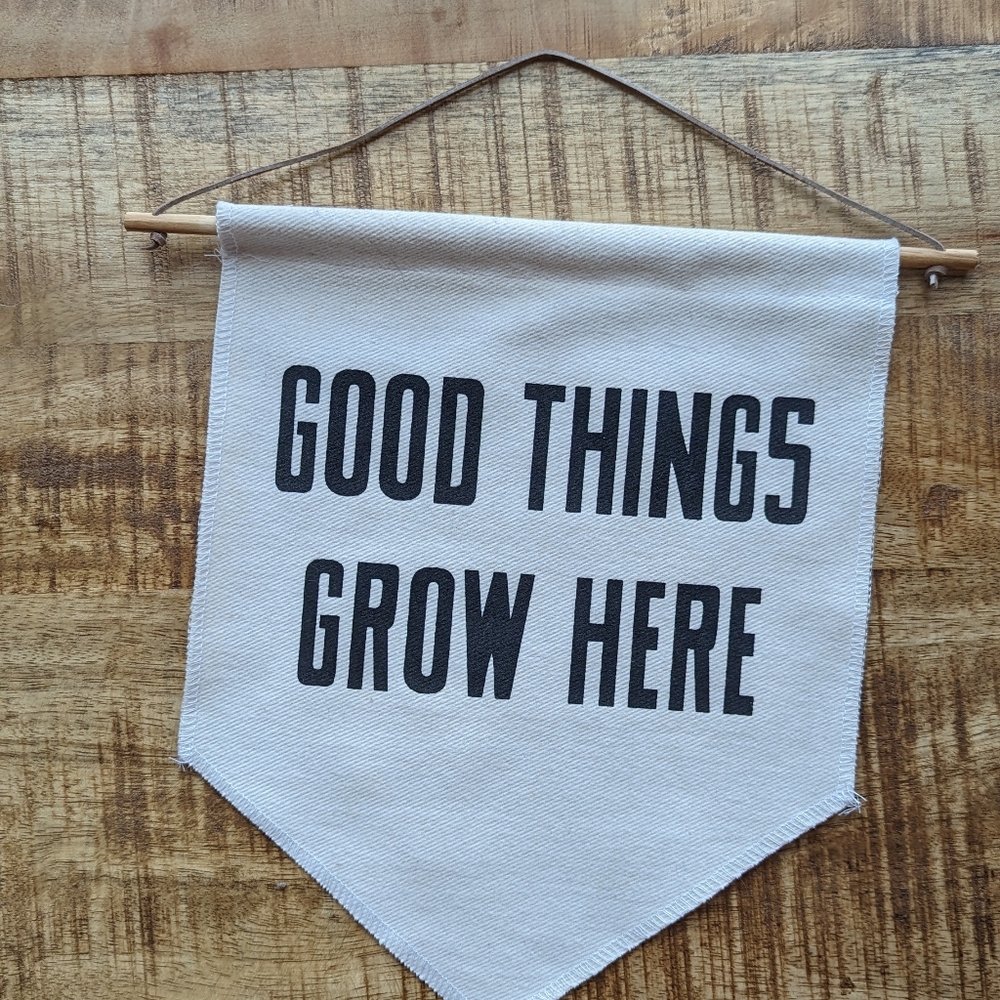 Canvas banner